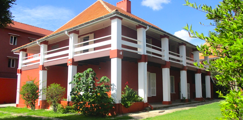 Villa à étage, T5, 280m², Faravohitra, ML 4400