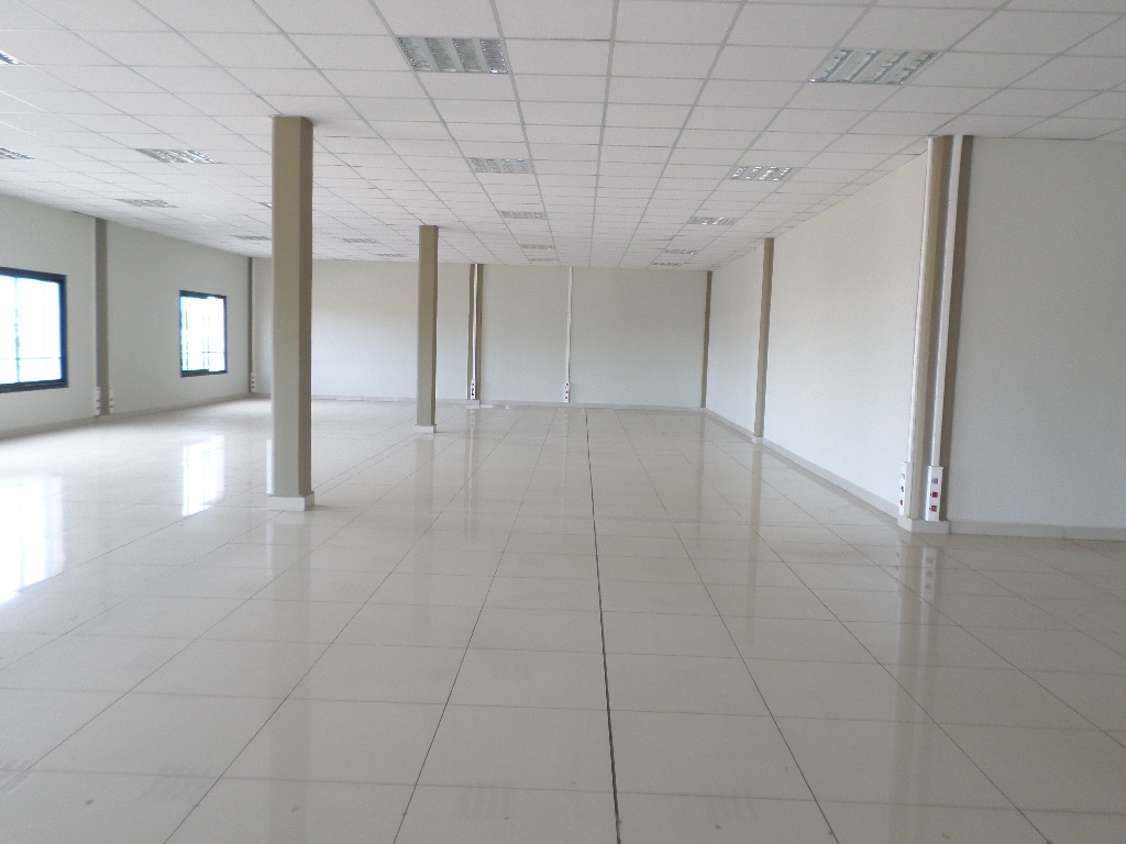 Bureau, 300 m2, Ambohimanarina, LC 2659
