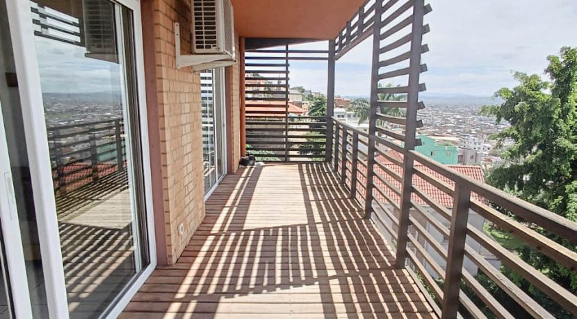 2c8c1f13-def0-4284-be3b-d25db77971e6