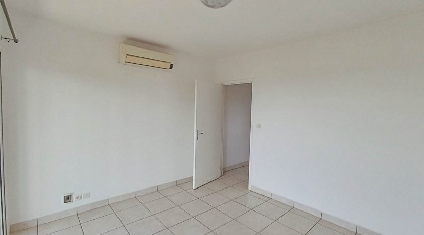 78639835-4cd1-4b00-88e4-63980a613334