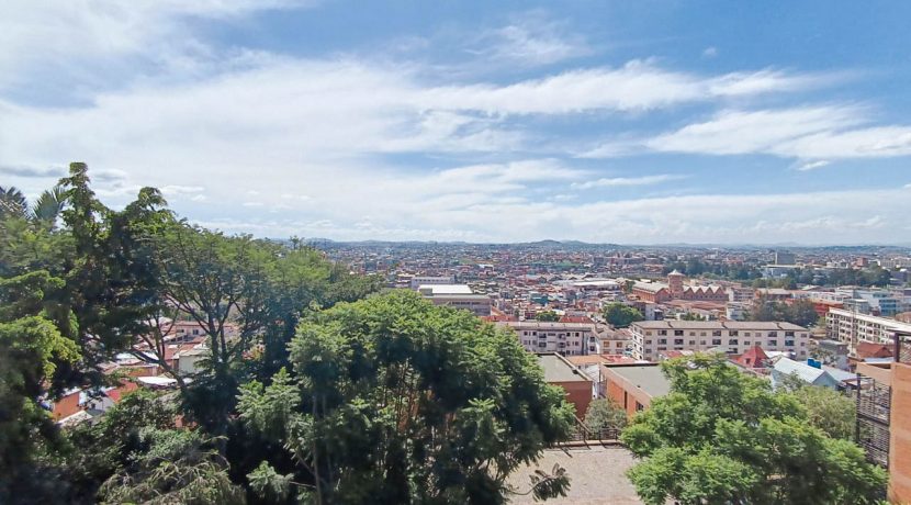 d8dcfcf0-965b-4f7d-87e9-f3e709cb3e09