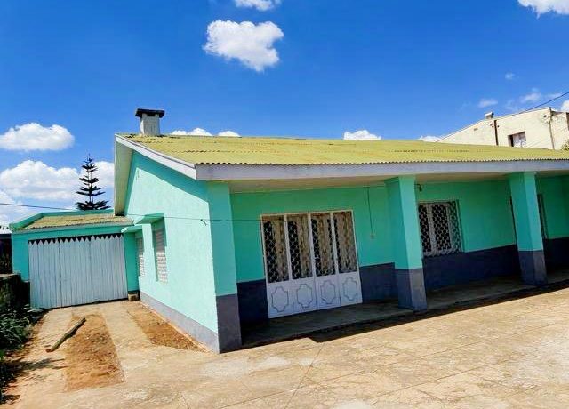 0390fa12-00f9-4690-837f-071de3d15d2c