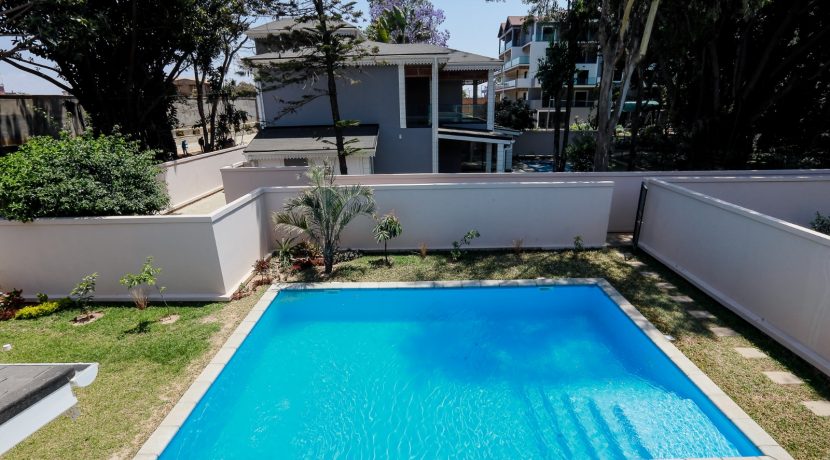 WhatsApp Image 2024-10-14 at 10.47.29 (3)